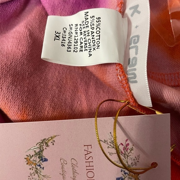 Tie Dye Bodysuit Hoodie Sweater
New - Picture 8 of 8